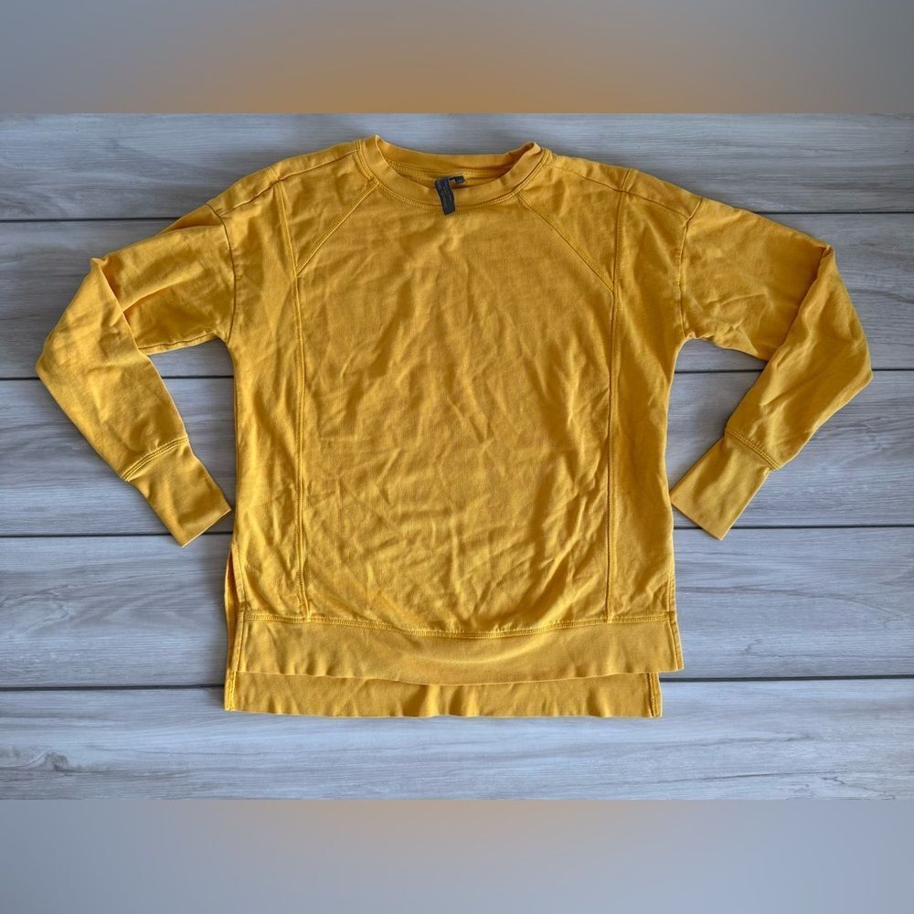 Sweaty Betty Long Sleeve Tee Yellow XS NWOT